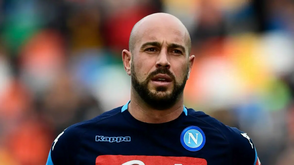 Pepe Reina Goalkeeper