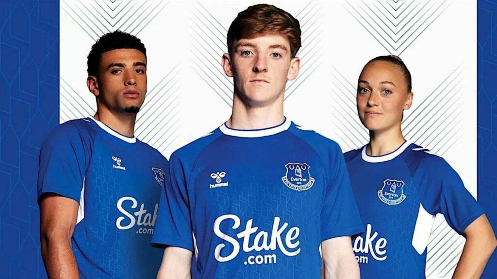 Everton Home kit 2022/23