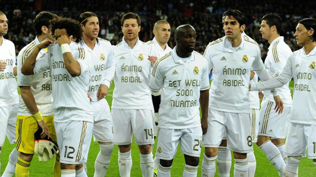 Real Madrid paying tribute