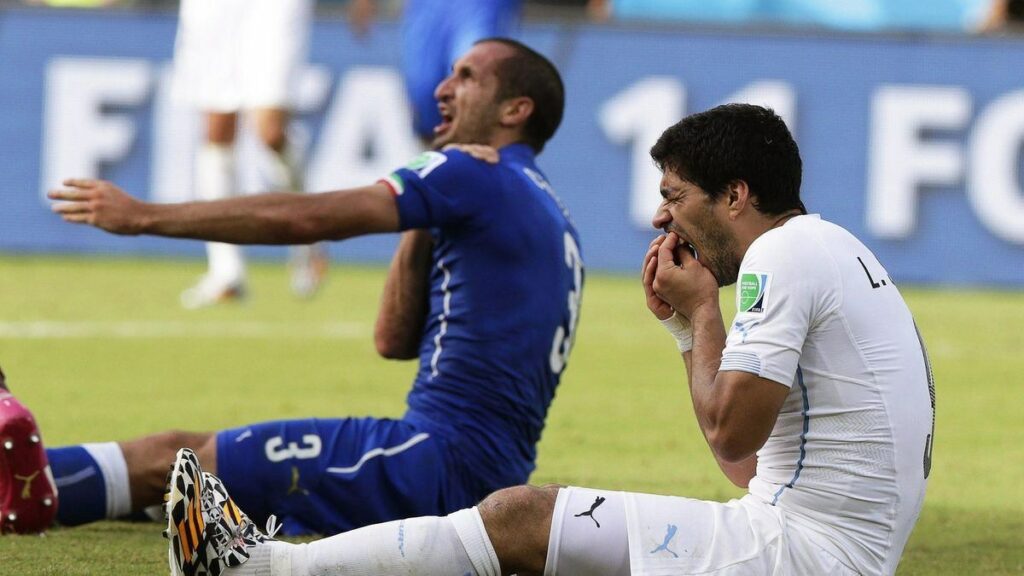 giorgio chiellini vs luis suarez