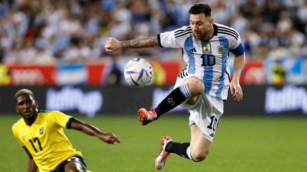 Messi scores a brace as Argentina puts 3 past Jamaica