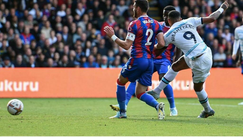 Aubameyang gets his first goal for Chelsea 