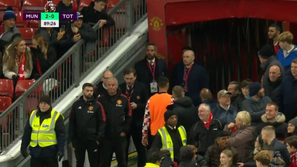 Ronaldo rushes down the tunnel