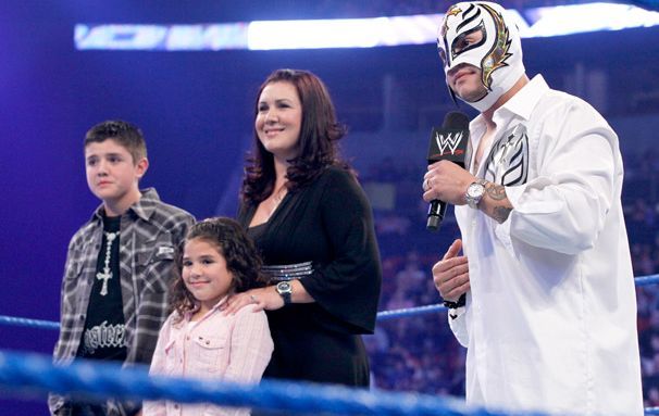 Rey Mysterio family