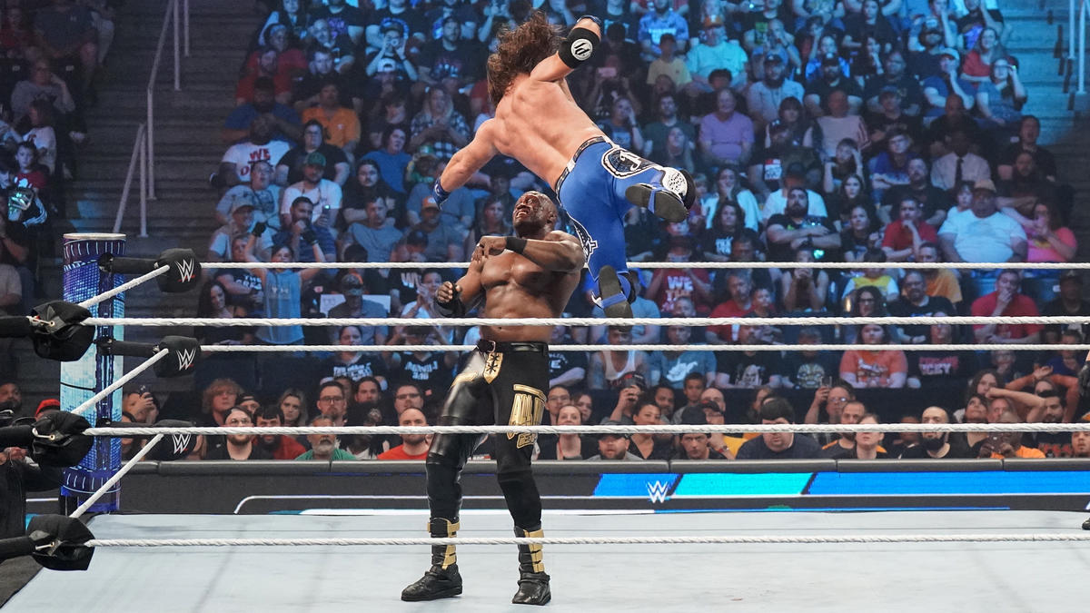 AJ Styles vs Bobby Lashley at SmackDown