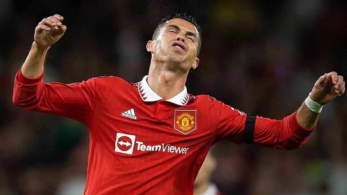 Manchester United drops Cristiano Ronaldo