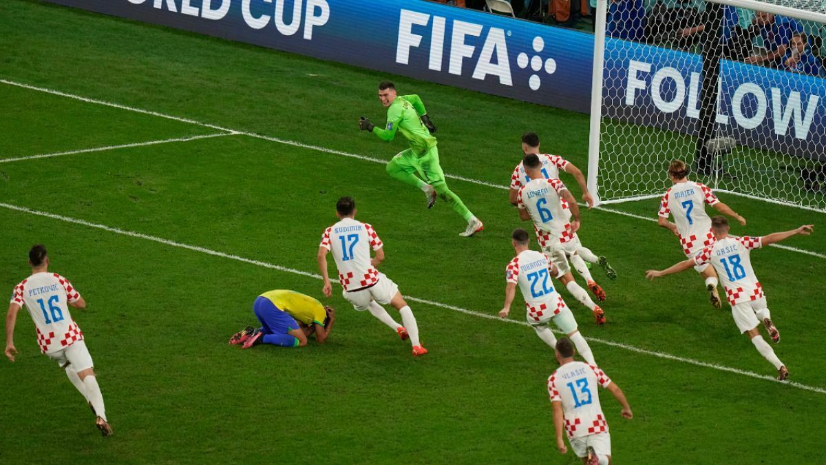 Croatia stuns Brazil