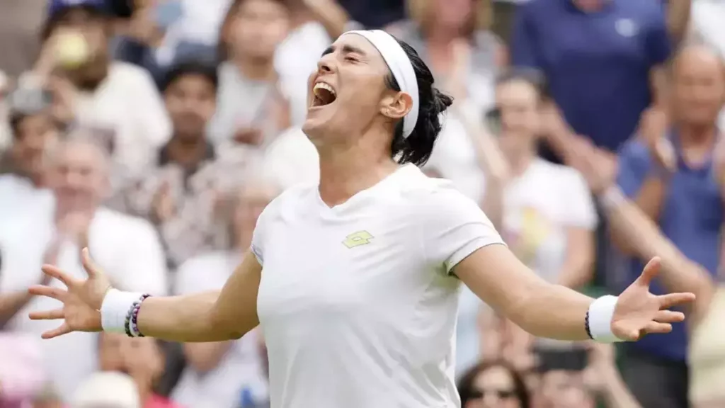 Ons Jabeur celebrating win in Wimbledon
