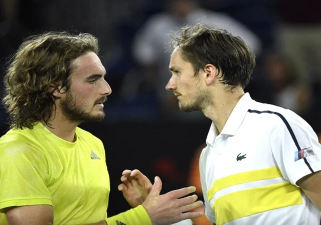 Stefanos Tsitsipas and Daniil Medvedev